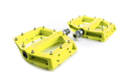 Cube RFR Pedal Flat RACE neon yellow