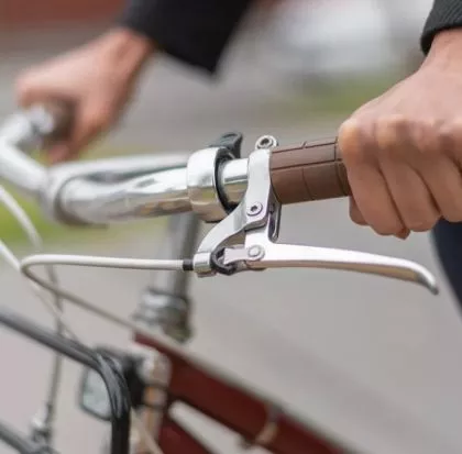 Knog Oi Classic Large Fahrradklingel, 23.8 - 31.8mm, silver
