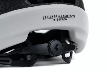 CUBE Helm HERON white M (52-57)